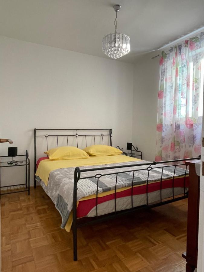 Apartments Antonija Punta Skala Next To Falkensteiner Resort Petrčane Extérieur photo